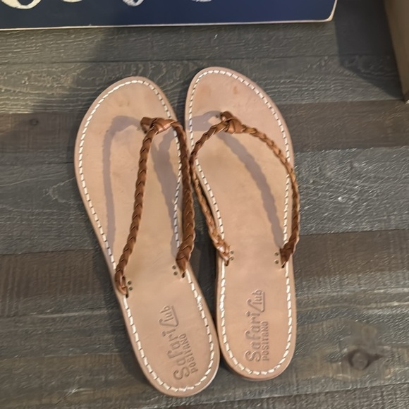 Women’s Italian braided sandals - Picture 2 of 4